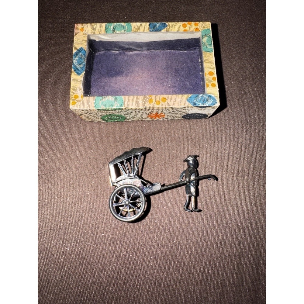 Vintage Handmade Chinese Tin Miniature Rickshaw Driver Moving Wheels w/ Box 3 A1